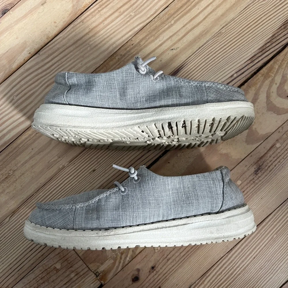 Hey Dude Wendy Youth Grey Linen Slip On Loafer Size K12 comfort casual 130123090